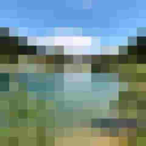 Sommerstimmung am Hinterrohrgut mit See, Wiesen und Alpenpanorama